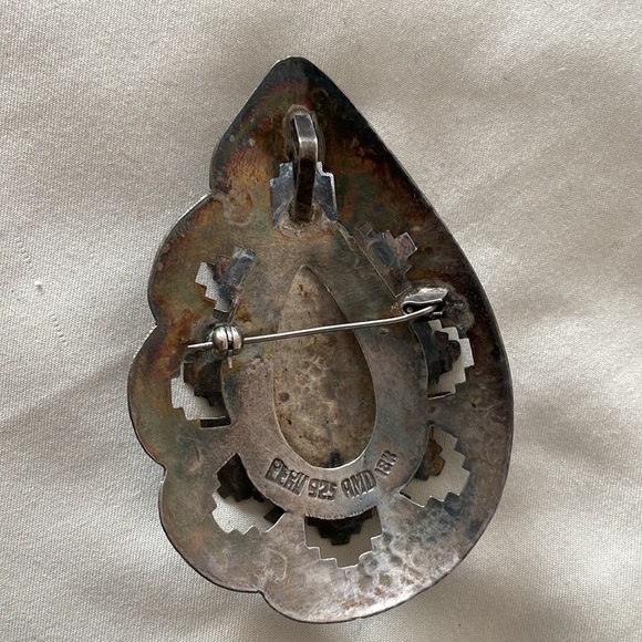 Peruvian Silver & gold broach - Picture 7 of 12